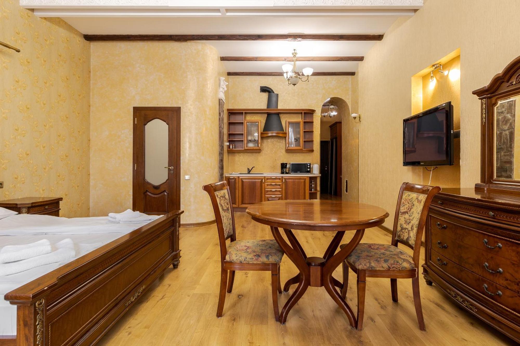 Апартаменти На Площі Ринок, 20 Lviv Exterior foto