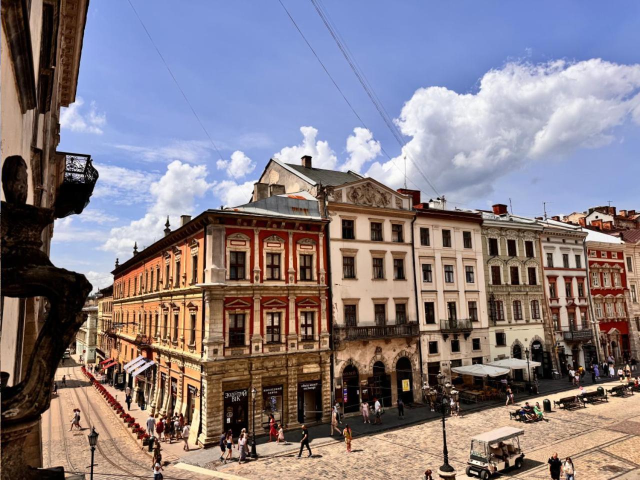 Апартаменти На Площі Ринок, 20 Lviv Exterior foto